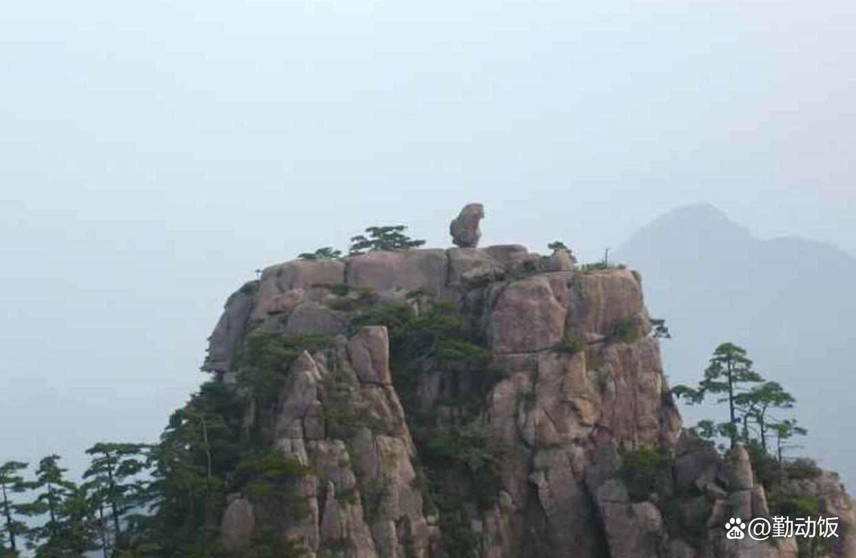 黃山奇石的石頭長(zhǎng)什么樣_黃山奇石有什么石頭_黃山石頭奇石有哪些