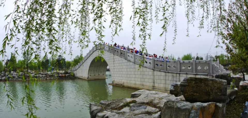 奇石公園作文靈璧怎么寫_靈璧奇石文化園作文_靈璧奇石公園作文